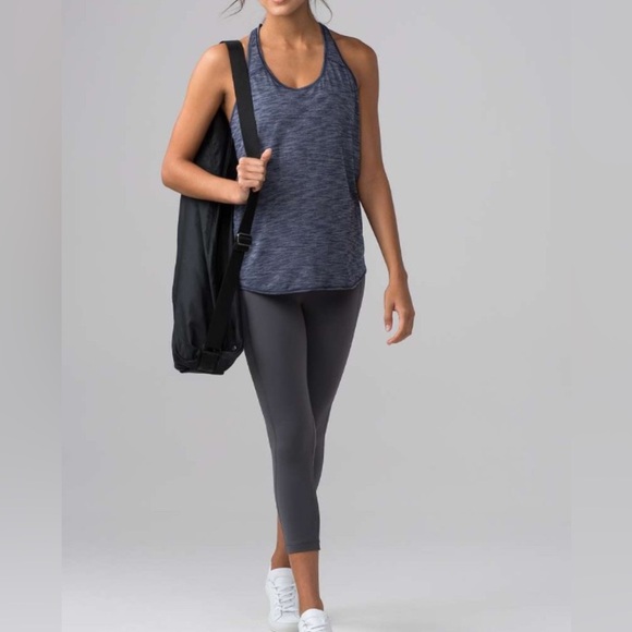 LULULEMON | Essential Tank
Heathered Deep Navy Sz 12 - Picture 6 of 6